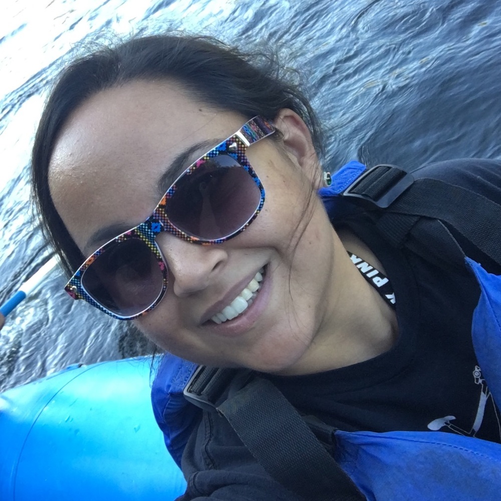 Meet your Posher, Desiree